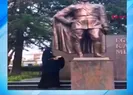 Buram buram provokasyon: Baltayla Atatürk büstüne saldırdı!