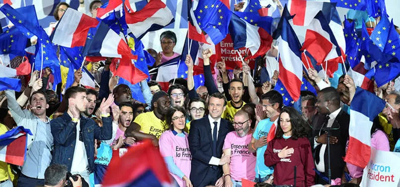 Macron'un cumhurbaşkanlığı kesinleşti