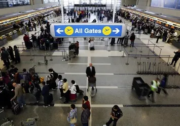 Los Angeles Havalimanı'nda alarm