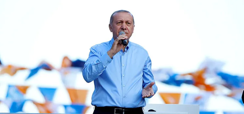 Arnavut imamın cemaatten Erdoğan ricası