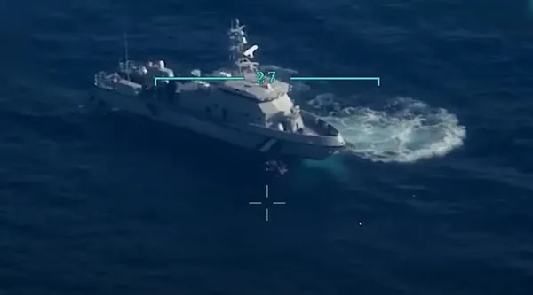 Ege’de Yunan Sahil Güvenliği’ne suçüstü! Yunanistan mültecileri yine geri itti