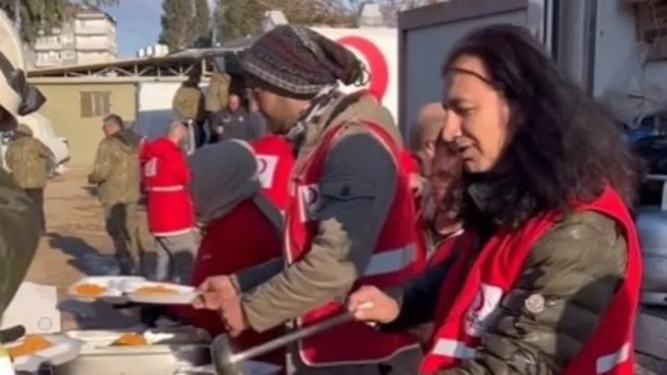 Murat Kekilli’den eleştirilere sert tepki! “‘Oley!’ mi deseydiler?”