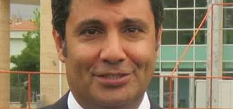 6 yıldır firariydi! FETÖ’den aranan eski başsavcı semt pazarında yakalandı