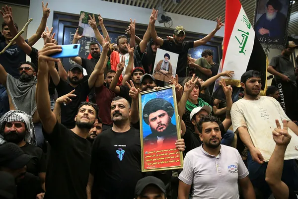 Irak’ta ayaklanma: Meclis oturumları askıya alındı