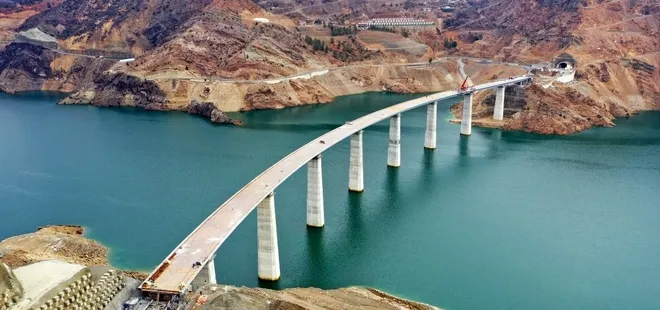 Ulaşım 25 dakika kısalıyor! Yusufeli’nin iki yakası buluştu