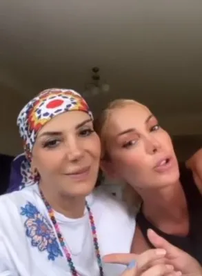 Yıllarca küs kalmışlardı! Petek Dinçöz Tanyeli'ye böyle veda etti 5