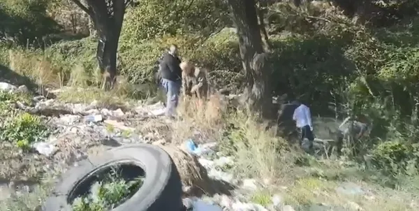 3-kisi-ev-arkadaslarini-once-bogdu-sonra-iple-baglayip-dereye-attilar-1634887548000.jpg 3 kişi ev arkadaşlarını önce boğdu sonra iple bağlayıp dereye attılar - 8