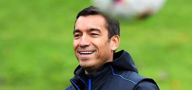 Beşiktaş’ta Giovanni van Bronckhorst sesleri! Anlaşma yakın! Sözleşmede kritik detay...