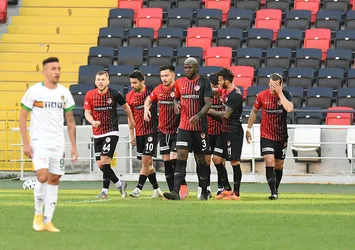 Gaziantep FK evinde Alanyaspor'u 3-1 yendi