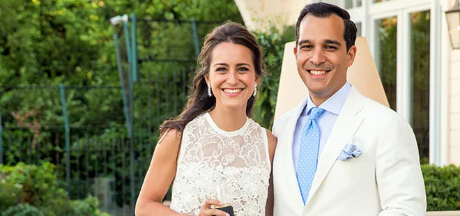 Esra Eczacıbaşı ve Murat Coşkun nişanlandı