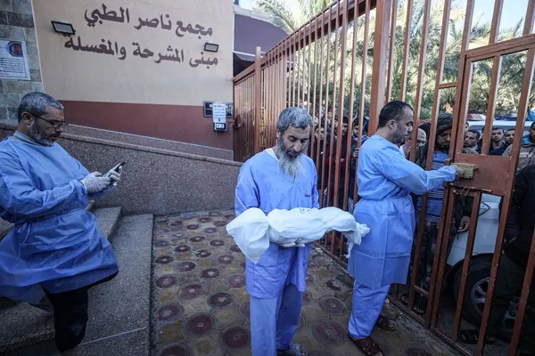 israile-isyan-new-york-times-editoru-anne-boyer-artik-savas-cigirtkani-yalanlar-yok-diyerek-istifa-etti-1700229870278.jpg İsrail'e isyan! New York Times editörü Anne Boyer "Artık savaş çığırtkanı yalanlar yok" diyerek istifa etti - 3