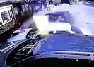 Rusyada facia! Yayaların arasına daldı
