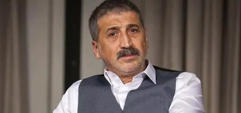 Ünlü oyuncu Cem Davran'dan acı haber! Bir tanem vefat etti diyerek duyurdu... Ünlülerden mesaj yağmuru