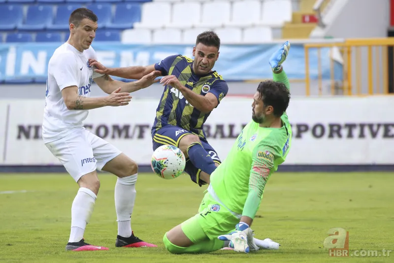 Fenerbahçe taraftarından Ali Koç'a istifa çağrısı 10