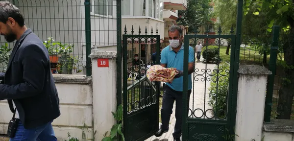 1672132677004.jpg Evde doğurduğu bebeğini pencereden atan cani annenin cezası belli oldu! - 3