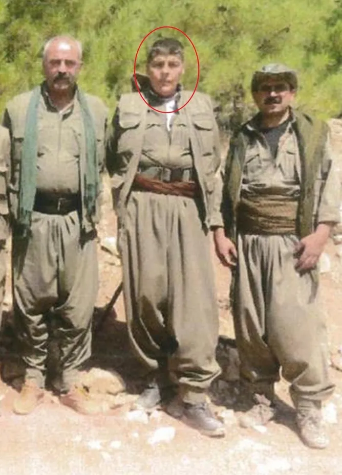 mitten-pkkya-bir-darbe-daha-sozde-sorumlu-abdulhamit-kapar-etkisiz-hale-getirildi-1724578399370.jpg MİT'ten PKK'ya bir darbe daha! Sözde sorumlu Abdülhamit Kapar etkisiz hale getirildi... - 3