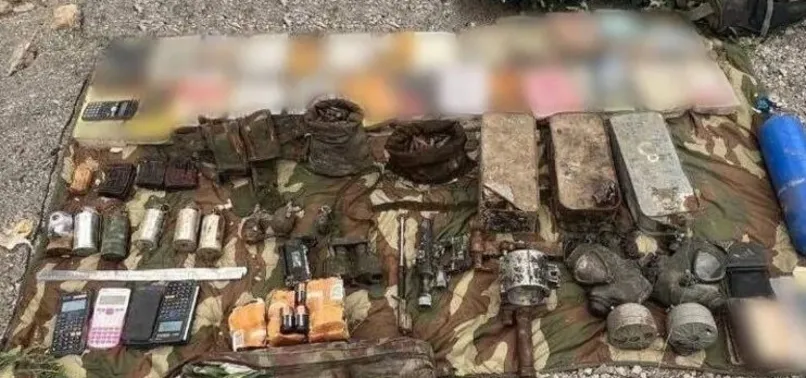 Pençe Yıldırım bölgesinde PKK'lıların mühimmatı ele geçirildi