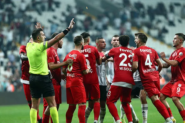 Kartal son dakikalarda yıkıldı! Beşiktaş 1-1 Pendikspor MAÇ SONUCU
