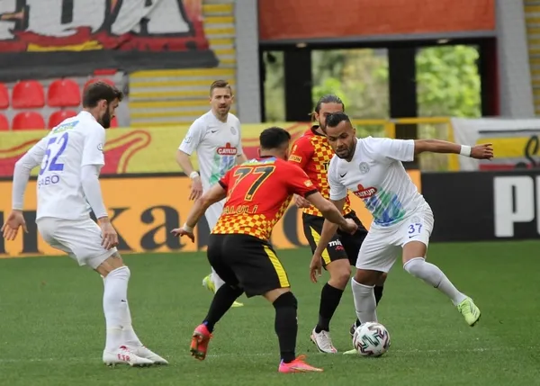 Göztepe 2-0 Çaykur Rizespor MAÇ SONUCU-ÖZET