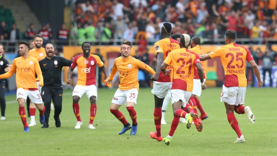 Galatasaray'a para yağacak!