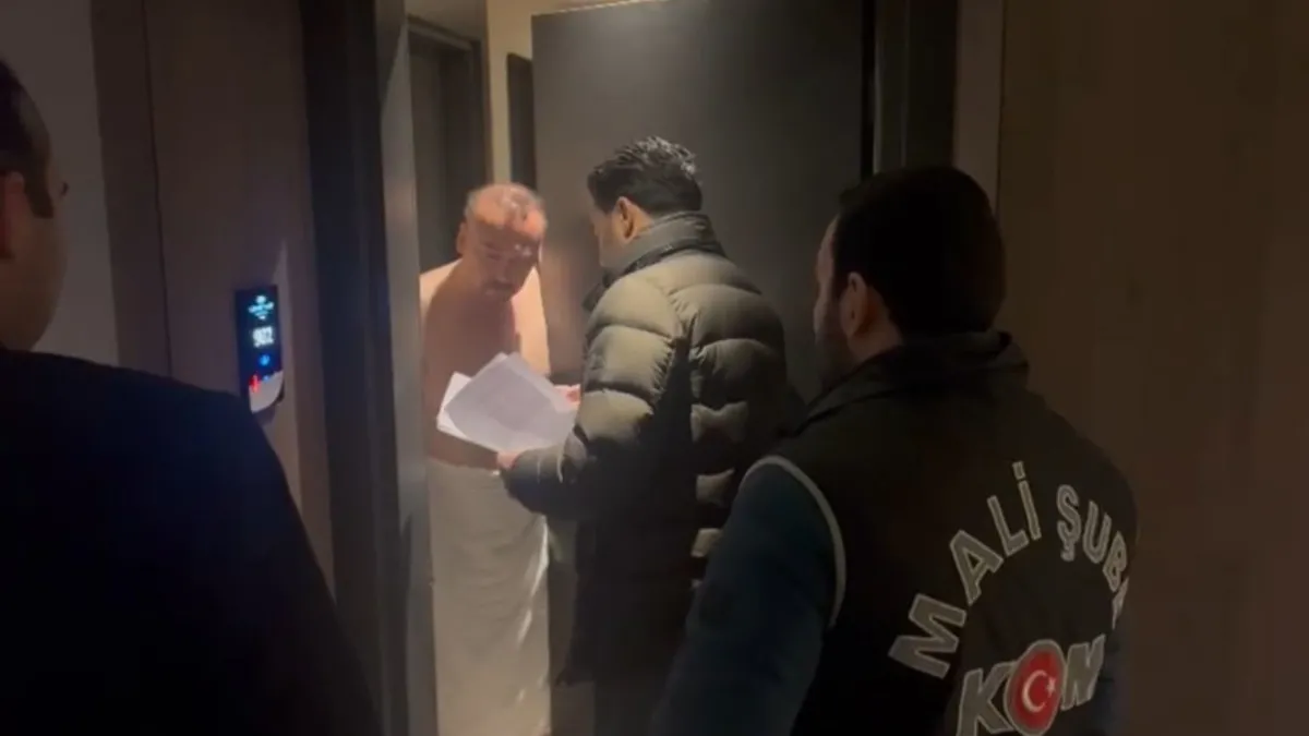 CHP’li eski ilçe başkanı Uğur Dümen’den Özgür Özel’e tepki: Genel Merkez rezalete göz yumdu