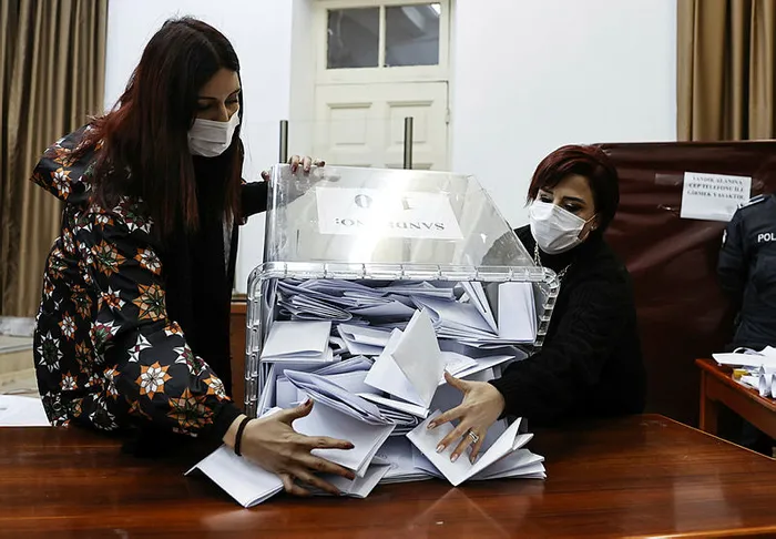 son-dakika-kktcde-erken-secimi-kazanan-parti-belli-oldu-1642973843671.jpg Son dakika: KKTC'de erken seçimi kazanan parti belli oldu - 2