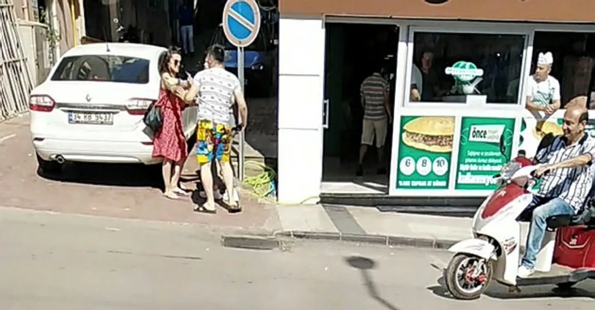 Sinop'ta tartıştığı erkek arkadaşına kafa attı | Video
