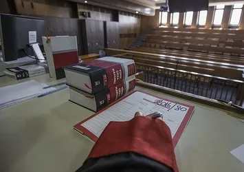 Aslı Erdoğan ve Necmiye Alpay hakim karşısında