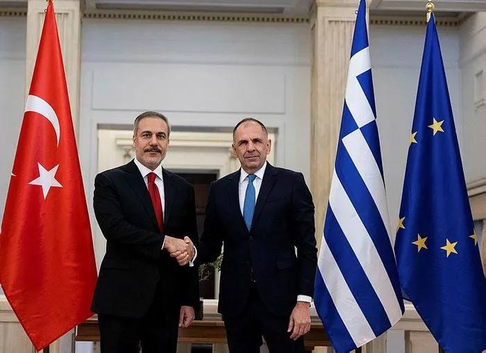 bakan-fidandan-atinada-pes-pese-diplomasi-trafigi-1731085763071.jpeg Bakan Fidan'dan Atina'da peş peşe diplomasi trafiği! - 1
