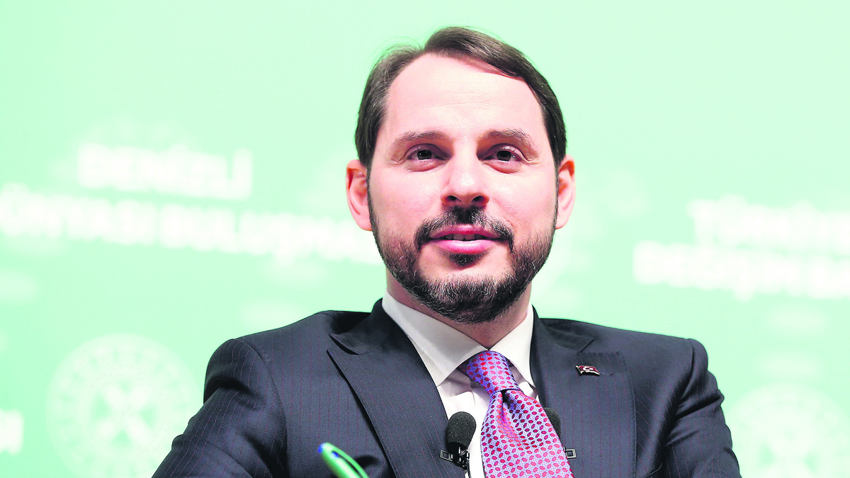 Berat Albayrak'a yönelik itibar suikastında 2026 model "17-25 Aralık" benzetmesi! Faik Öztrak çıkışı: Otel odalarında ispiyonculuk yaptı
