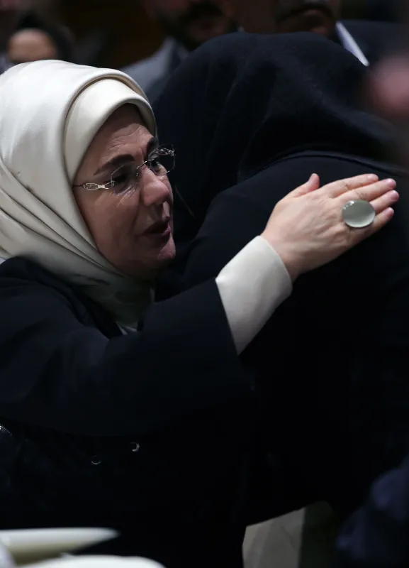 Son dakika: Başak Cengiz’in ailesi Erdoğan çiftiyle buluştukları iftarı anlattı: Başak’ın yaşamını anlattım, göz göze ağlaştık