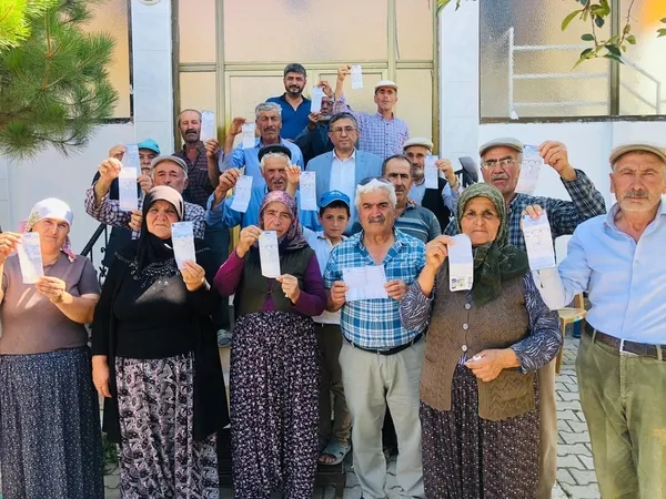 İki kişilik aileye 5 bin TL su faturası! 3 yılda suya yüzde 352 zam yapan Mansur Yavaş’a tepkiler çığ gibi: Bizi kandırdı - 1
