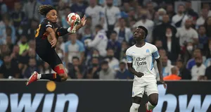 Galatasaray’a Sacha Boey müjdesi! 11’e dönüyor