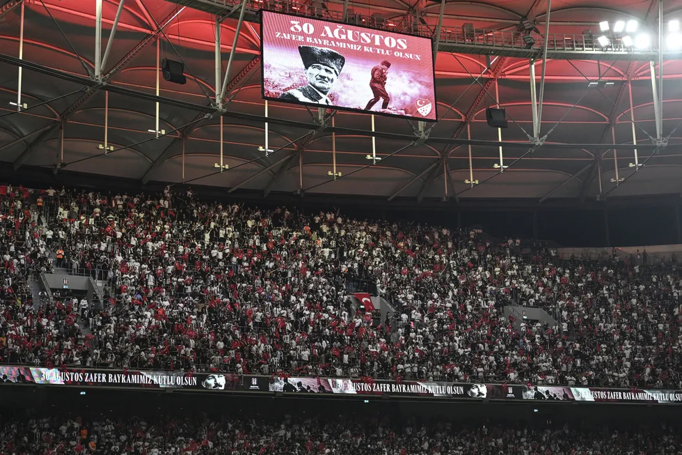canli-anlatim-besiktas-corum-fk-1788205120192.jpg Sırp yıldız Kartal’ı uçurdu! Maç sonucu: Beşiktaş 6-2 Arca Çorum FK - 5