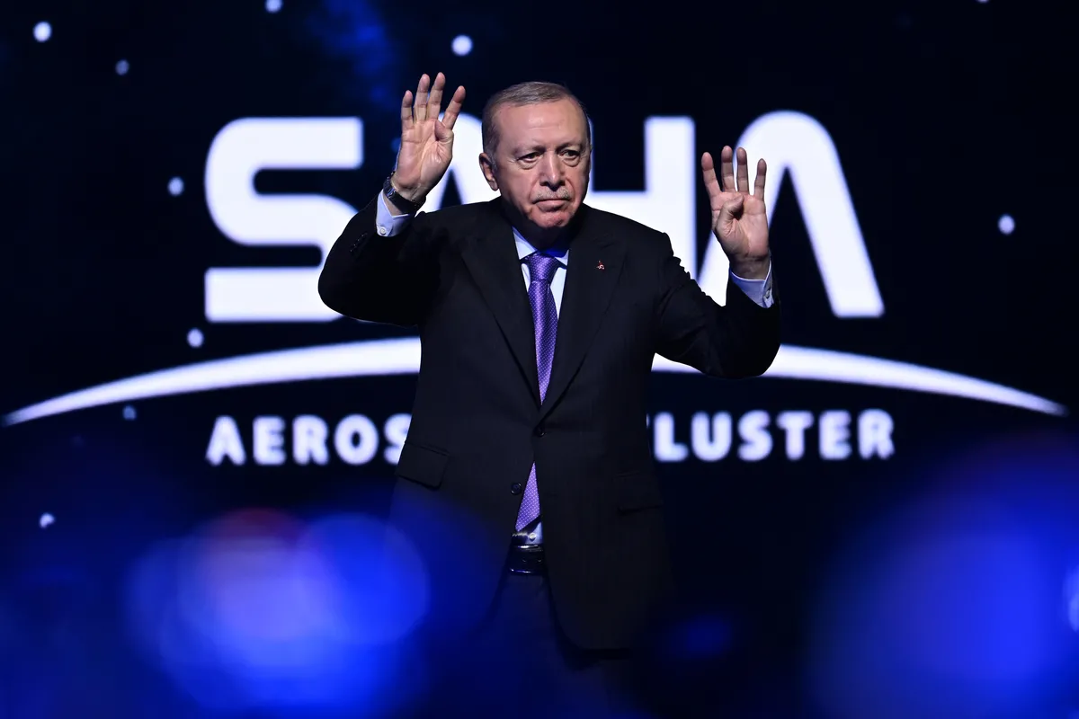 Türkiye'nin uzay hedefine sağlam adımlarla ilerliyor! Başkan Erdoğan açıkladı: Ay Uzay Aracı yüzde 80 yerli - 1