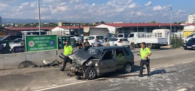 Mersin'de otomobil muayene sırasındaki 3 araca çarptı: 2 yaralı