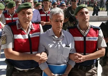 Astsubay referanslı darbe lideri