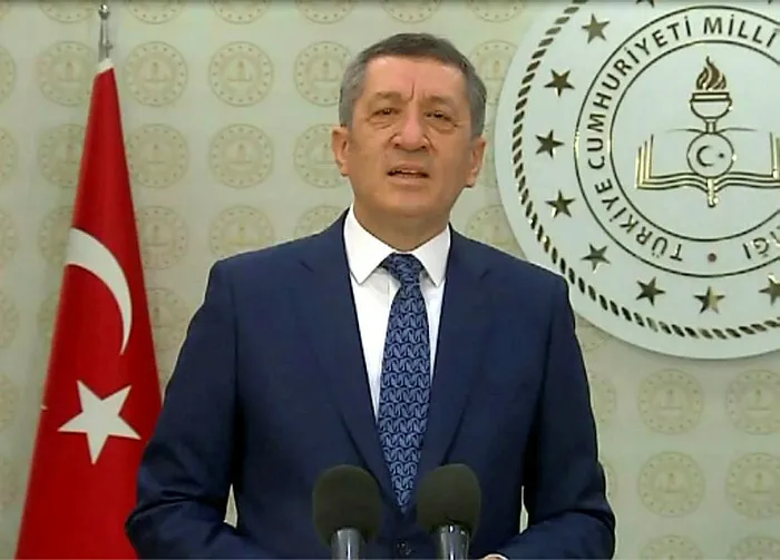 Son dakika: Milli Eğitim Bakanı Ziya Selçuk’tan yüz yüze eğitim açıklaması: Yeni bir döneme başlıyoruz