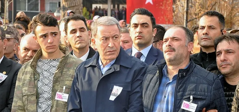 Şehit babasının sözleri yürekleri sızlattı: Beni de askere alın