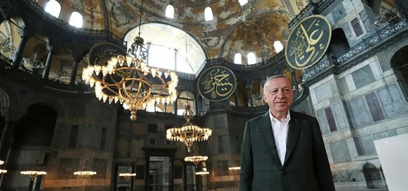 Yunanistan, Ayasofya'nın açılacağı tarih olan 24 Temmuz'u yas ilan etti