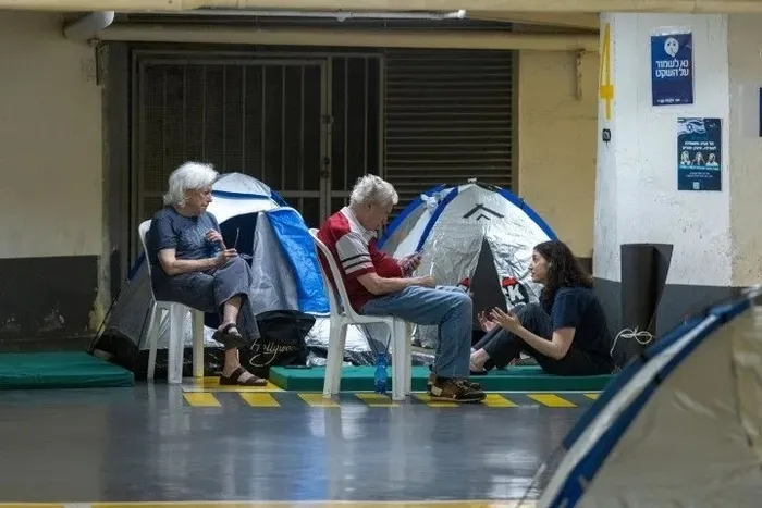 1750313941896.jpeg İran'ın saldırıları sonrası İsrailliler sığınaklardan çıkmıyor (AHABER ARŞİV)