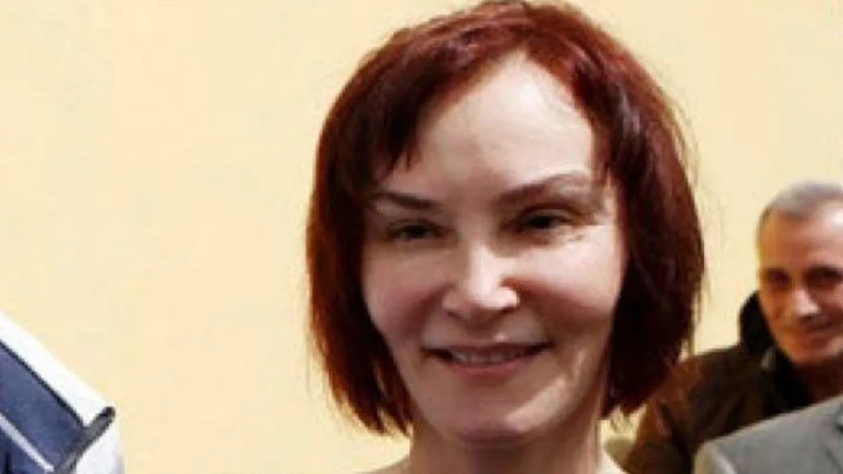 Aslı Baykal'dan İBB ve Ekrem İmamoğlu'na yapılan operasyonla ilgili flaş yorum