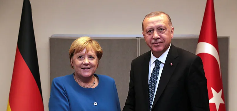 Başkan Erdoğan, Merkel ile görüştü