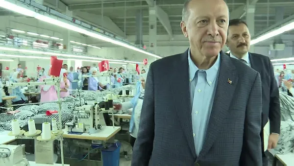 Başkan Erdoğan Denizli’de emekçi kadınlarla buluştu: 5 milyon 560 bin kadın üye ile Cumhuriyet rekoru