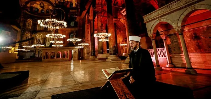 FETÖ'nün hainlikleri bitmiyor! Fetih Suresi'nden rahatsız olup Türkiye'yi şikayet ettiler