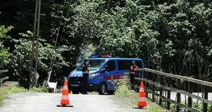 Giriş çıkışlar kapatıldı! Çok sayıda kişi hastaneye başvurdu