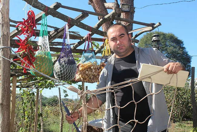 Annesinden öğrendi! Örme ürünlerini yurt dışına satıyor siparişlere yetişemiyor - 1