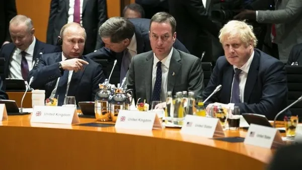Boris Johnson’dan tarihi itiraf! Çarpıcı telefon görüşmesinde Putin’den füze sözleri: Sadece bir dakika sürer