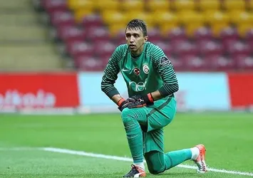 Muslera'dan Galatasaray taraftarına uyarı: Ceza alacak şeyler yapmayın
