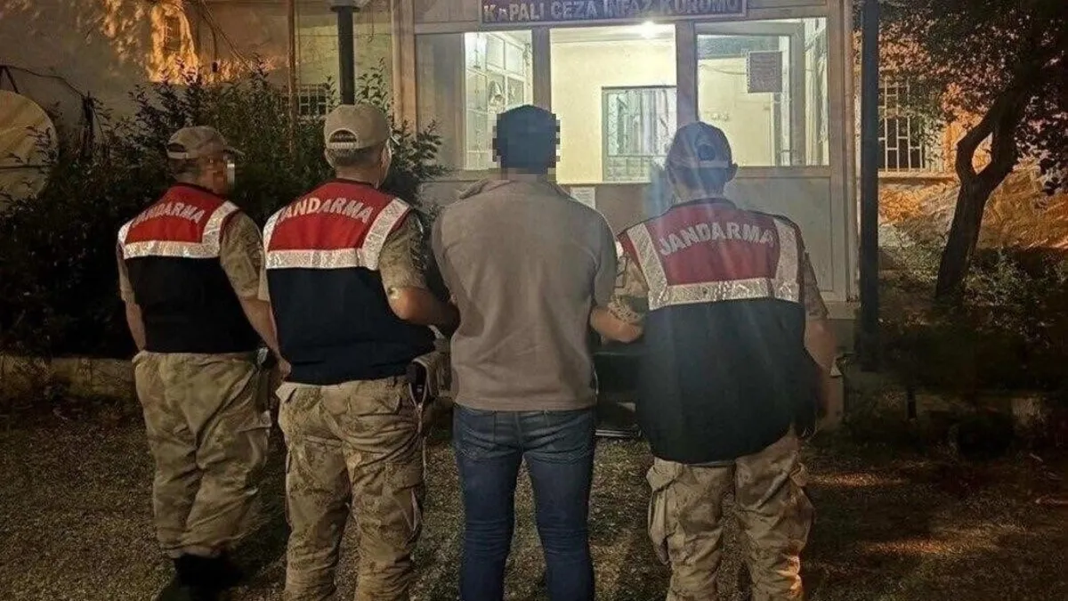 Jandarma aranan 655 şahsı yakaladı
